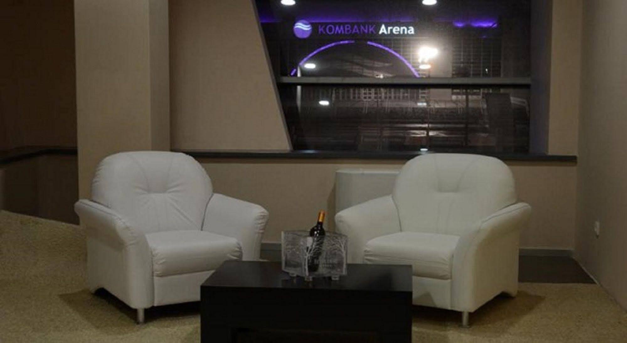 Hotel Metropolitan By Belgrade Arena Buitenkant foto